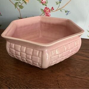 Basketweave Octagon Planter